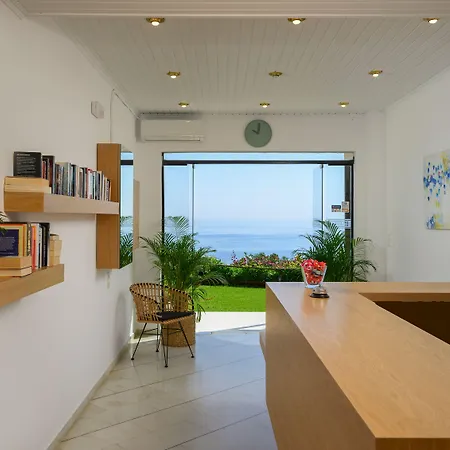 Hermes Front Appartement *