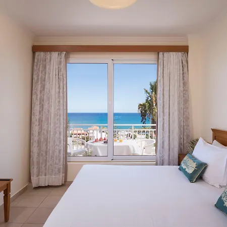 Hermes Front Lägenhet Stalós