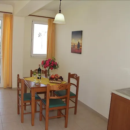 Apartmán Hermes Front Stalós