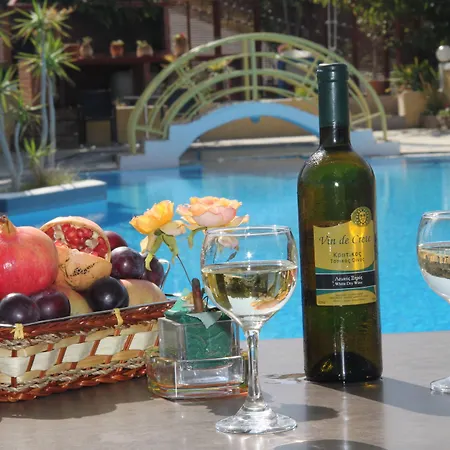 Hermes Front Apartamento Stalós