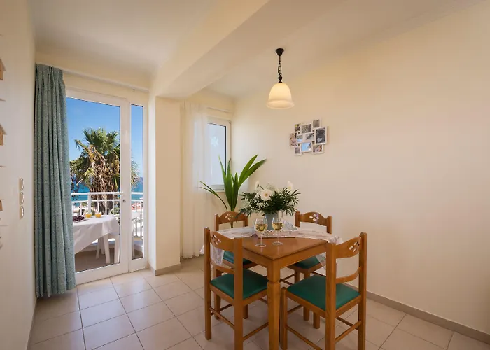 Hermes Front Apartamento Stalós