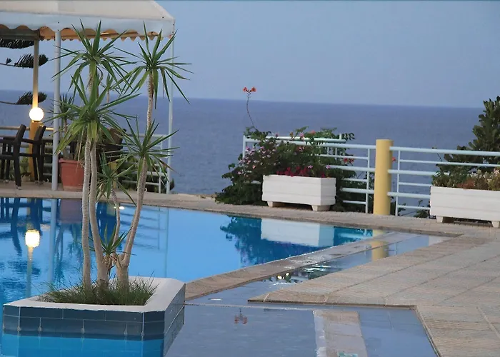 Hermes Front Apartment